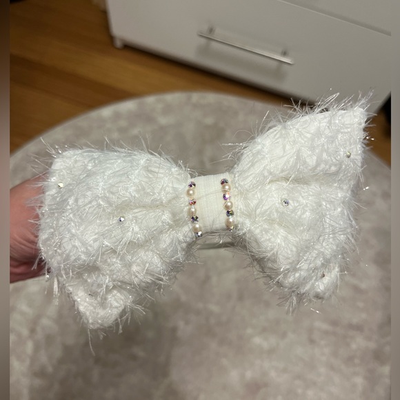 Neiman Marcus Bow Headband - Picture 8 of 8
